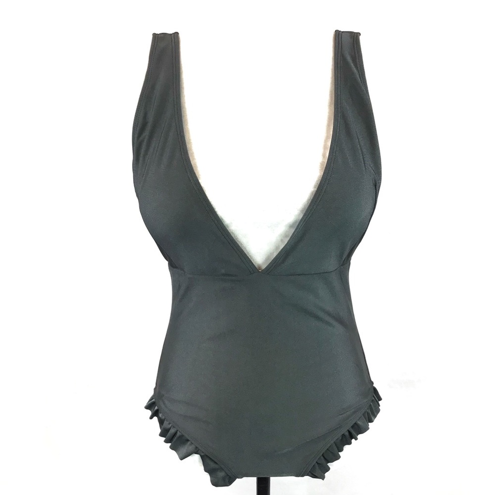 Cupshe plunging neckline one piece swimsuit